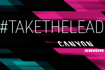 Flat mount disc calipers provide extra rigidity and better heat management.